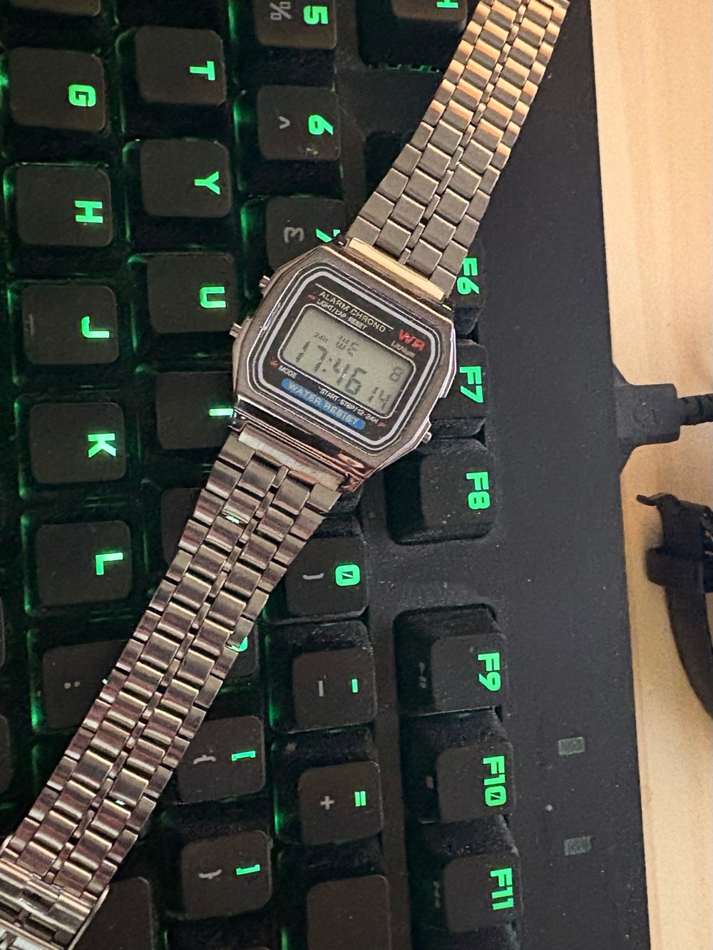 Digital Vinted Style Watch
